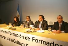 En un seminario internacional, Unicen ratificó su política para emprendedores