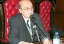 La Universidad otorgará el título de Doctor Honoris Causa al profesor Miguel Ciuro Caldani