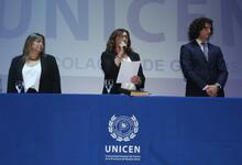 Ciencias Económicas entregó títulos a nuevas graduadas y graduados
