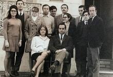 Con testimonios de época, un libro recupera la historia de los primeros 10 años de la Universidad