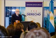 24 años de Derecho: clase magistral y homenaje al primer decano